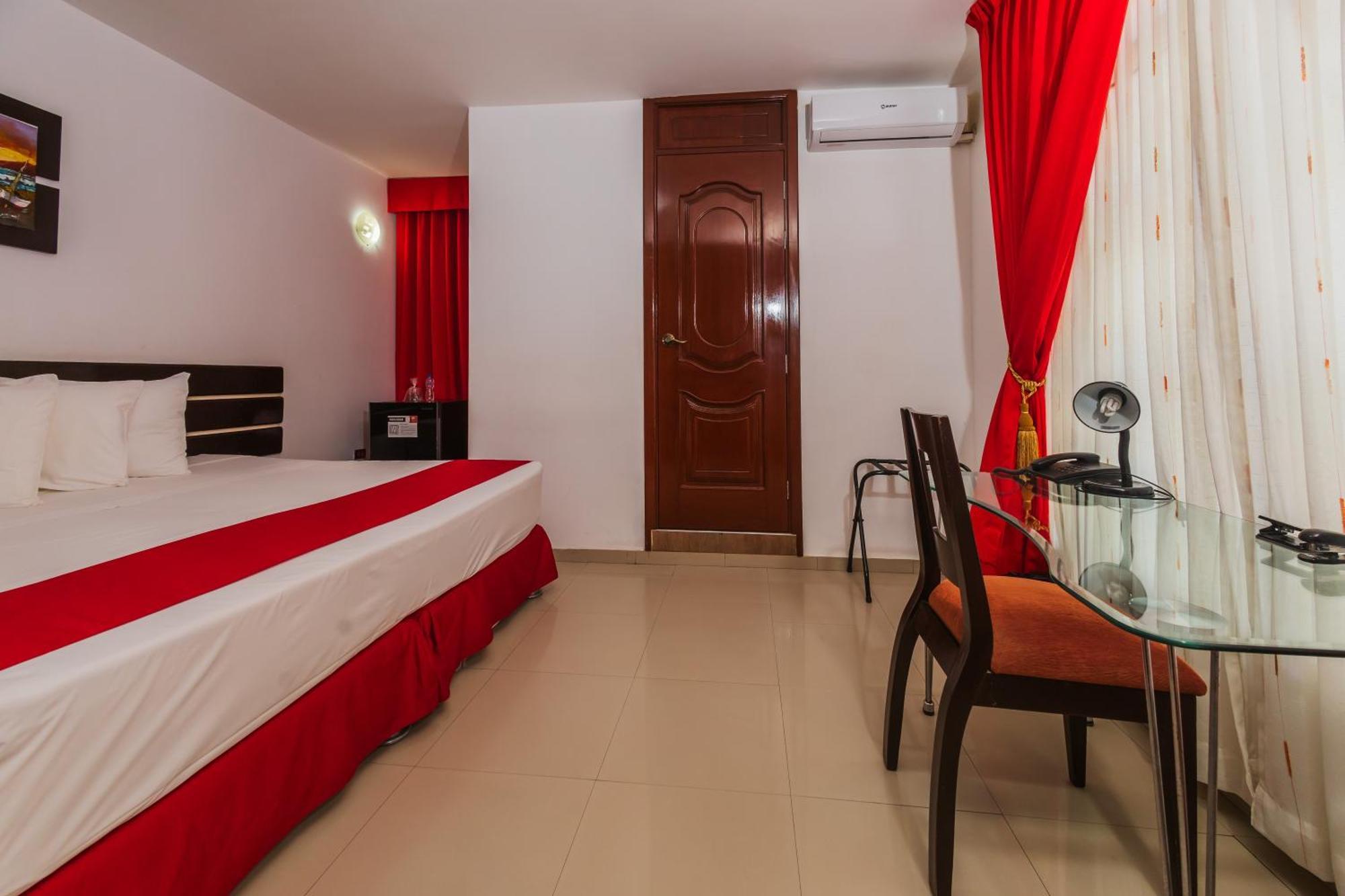 טומבס Hotel B'Liam מראה חיצוני תמונה