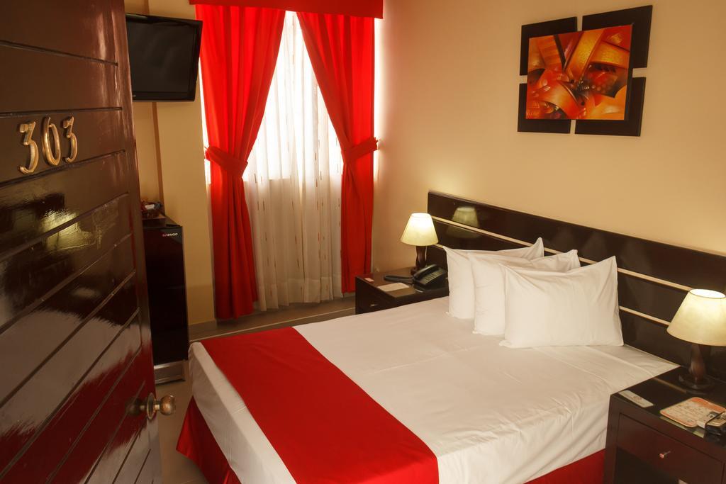 טומבס Hotel B'Liam מראה חיצוני תמונה